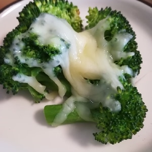 超簡単 子供も喜ぶ ブロッコリーのチーズ焼き レシピ 作り方 By シバ1215 楽天レシピ